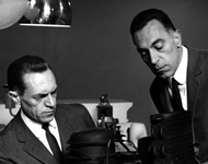 デザイン：Achille & Pier Giacomo Castiglioni　アキッレ & ピエール・ジャコモ・カスティリオーニ