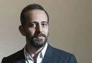 デザイン：Michael Anastassiades　マイケル アナスタシアデス